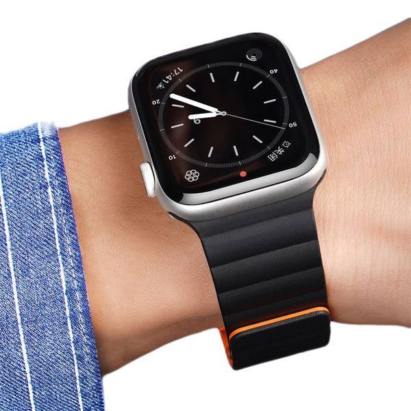 Версия с ремешком DUCIS и цепочкой для Apple Watch 38 мм/40 мм/41 мм, черный DUDUCHVAP38MMBK фото