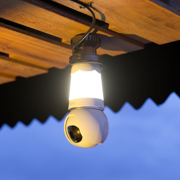 imou Bulb Security Camera 3K 5MP, White IPC-S6DP-5M0WEB foto